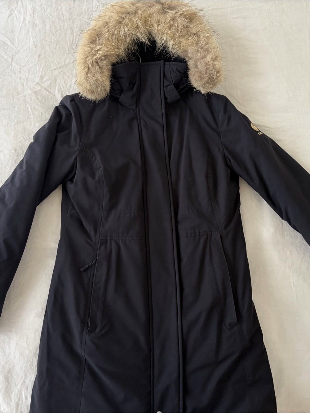 Women’s Black Kanuk Parka Coat with amovible Real Fur Trim